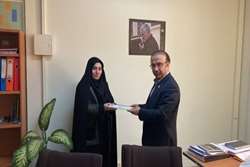 تأکید دکتر مزینانی بر کمک به بهبود شرایط دندان‌پزشکی کارکنان و افزایش خدمات مرکز